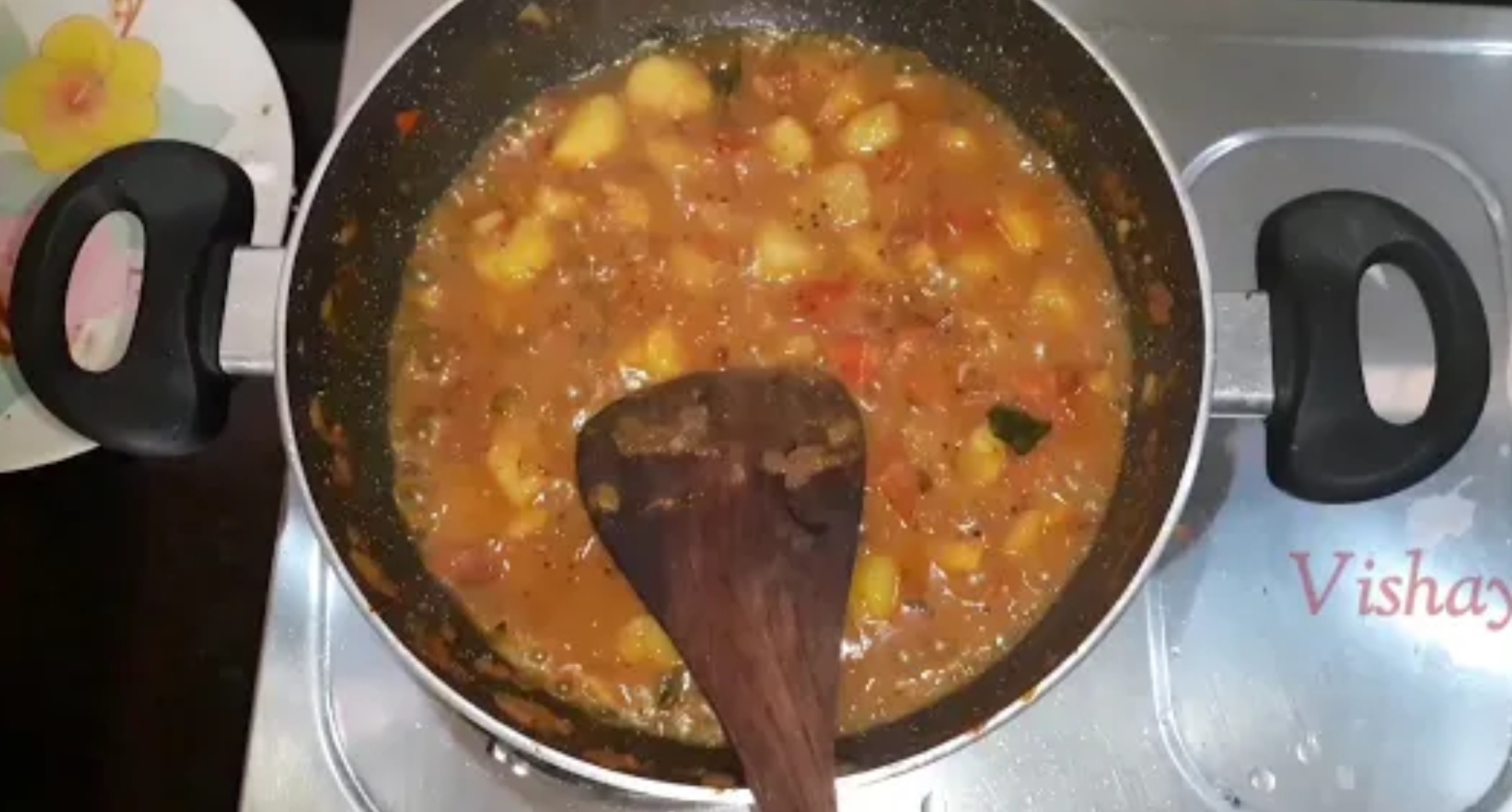 Aloo Capsicum Curry / ಆಲೂ ಕ್ಯಾಪ್ಸಿಕಂ ಸಾಗು ಮಾಡುವ ವಿಧಾನ